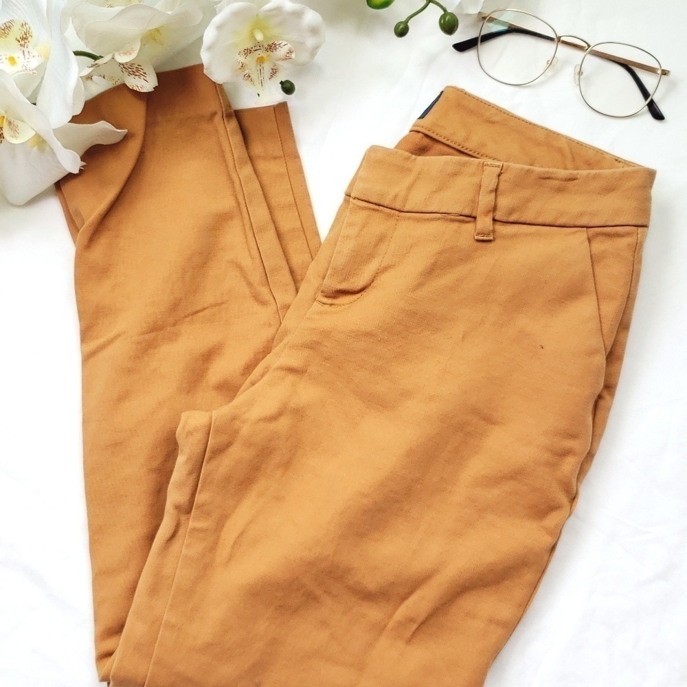 Cute harper old navy capris - Picture 3 of 5